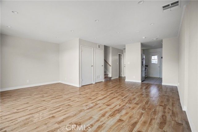 11311 Tampa Avenue 21, Porter Ranch (los Angeles), CA 91326