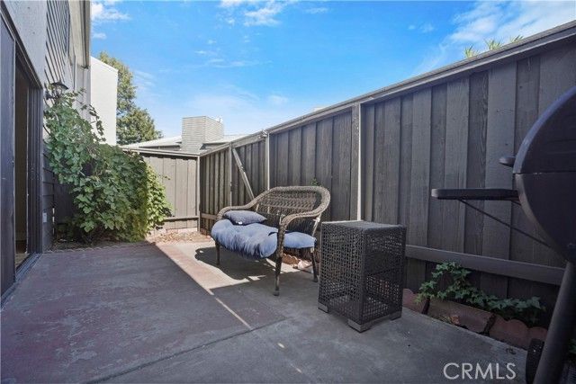 11311 Tampa Avenue 21, Porter Ranch (los Angeles), CA 91326