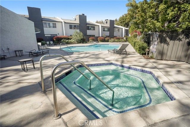 11311 Tampa Avenue 21, Porter Ranch (los Angeles), CA 91326