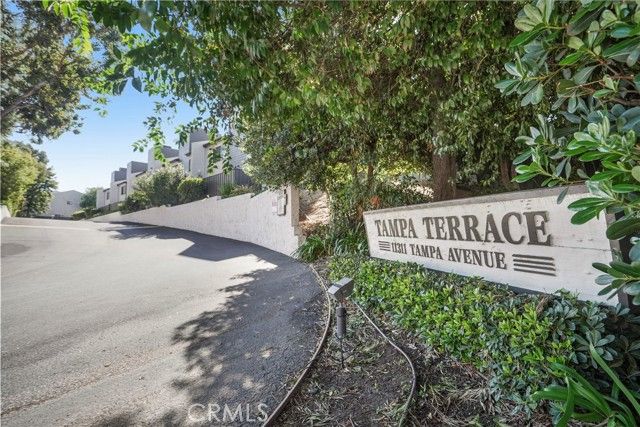 11311 Tampa Avenue 21, Porter Ranch (los Angeles), CA 91326