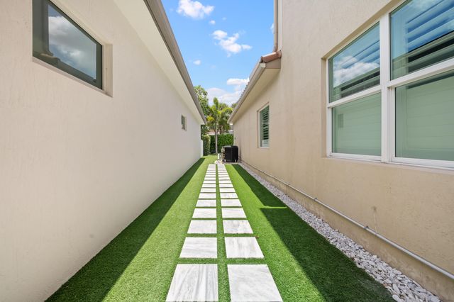 5095 Beland Drive, Lake Worth, FL 33467