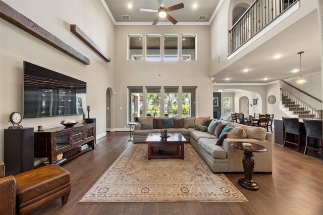 19411 Curly Mesquite Drive, Cypress, TX 77433