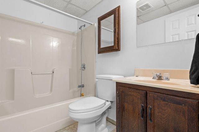 27 Lakeshore Drive A & B, Kimberling City, MO 65686