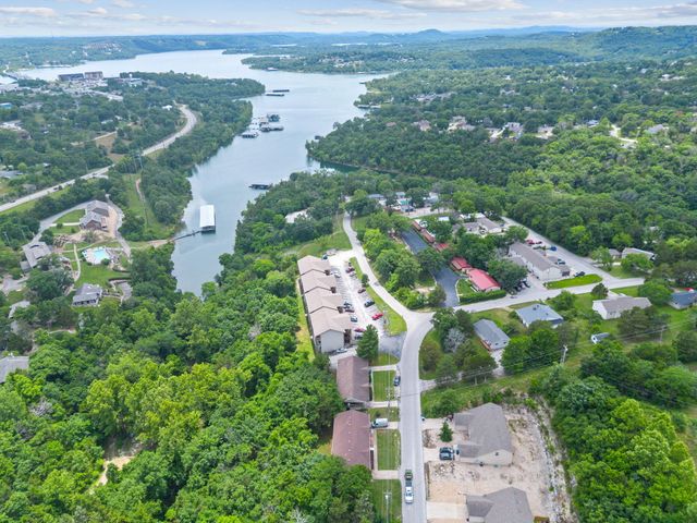 27 Lakeshore Drive A & B, Kimberling City, MO 65686