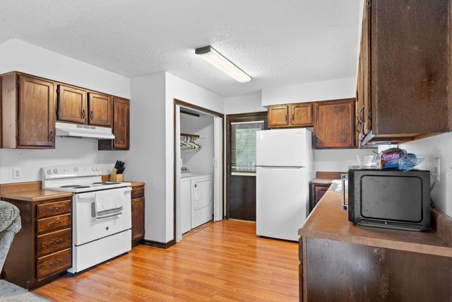 27 Lakeshore Drive A & B, Kimberling City, MO 65686
