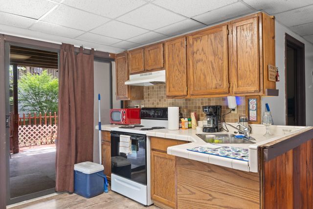 27 Lakeshore Drive A & B, Kimberling City, MO 65686