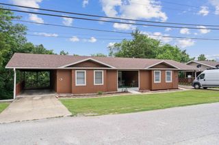 27 Lakeshore Drive A & B, Kimberling City, MO 65686