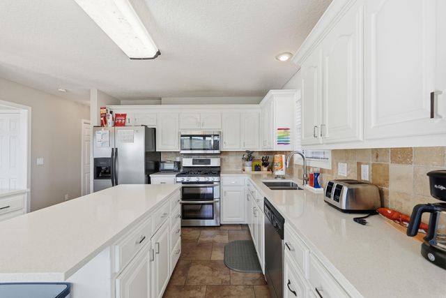 844 Davidson Circle, Greers Ferry, AR 72067