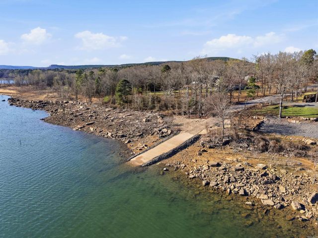 844 Davidson Circle, Greers Ferry, AR 72067