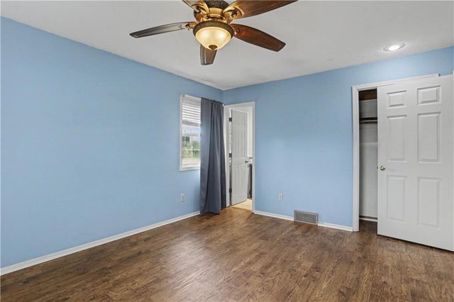 6905 E 129th Street, Grandview, MO 64030