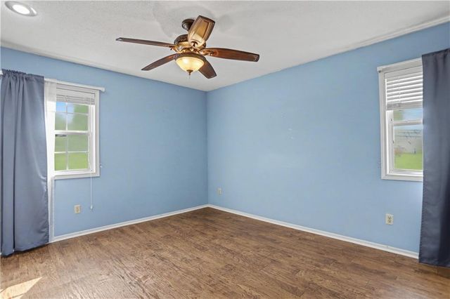 6905 E 129th Street, Grandview, MO 64030