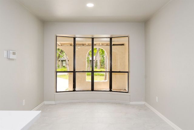 2958 Wentwood Drive, Grapevine, TX 76051