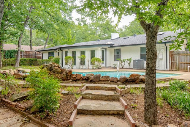 2958 Wentwood Drive, Grapevine, TX 76051