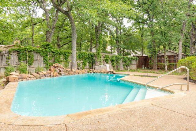 2958 Wentwood Drive, Grapevine, TX 76051