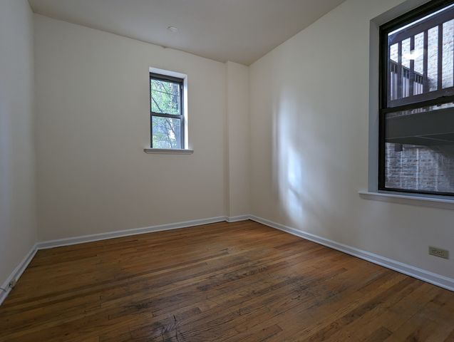 3145 W Medill Avenue 1, Chicago, IL 60647