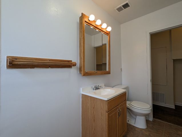 3145 W Medill Avenue 1, Chicago, IL 60647