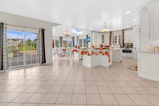 7 Equinox Lane, Freehold, NJ 07728