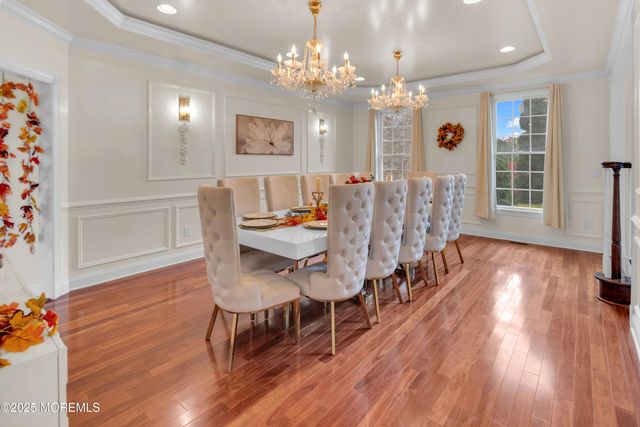 7 Equinox Lane, Freehold, NJ 07728