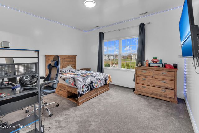 7 Equinox Lane, Freehold, NJ 07728