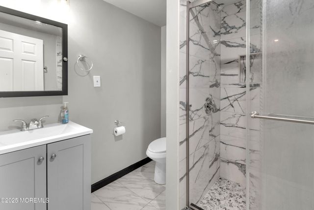 7 Equinox Lane, Freehold, NJ 07728