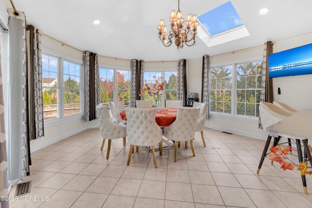 7 Equinox Lane, Freehold, NJ 07728