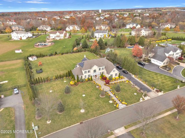 7 Equinox Lane, Freehold, NJ 07728