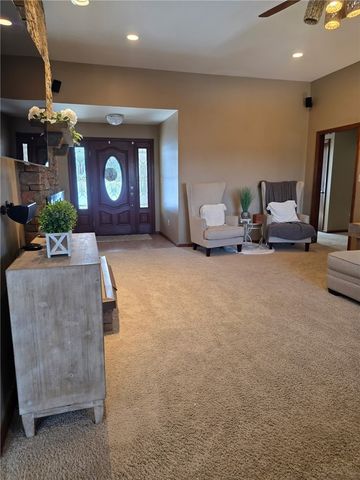 2720 Orchard Ct, Murrysville, PA 15668