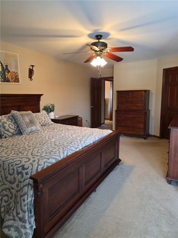 2720 Orchard Ct, Murrysville, PA 15668