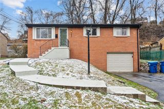 257 Saint Croix Dr, Penn Hills, PA 15235