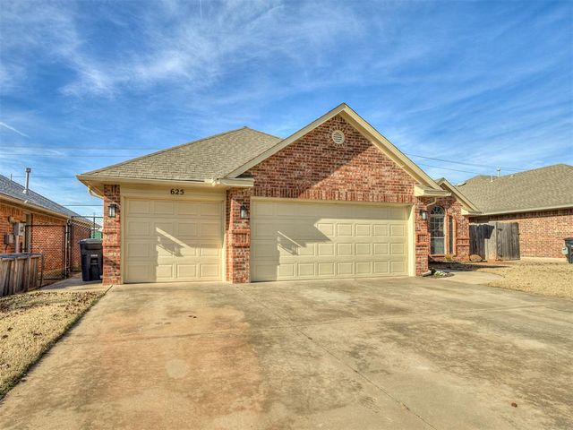 625 Allison Lane, Moore, OK 73160