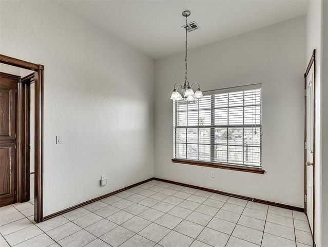 625 Allison Lane, Moore, OK 73160