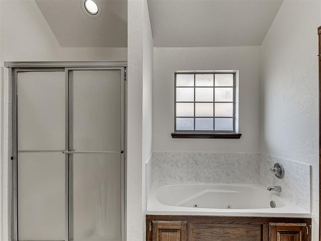 625 Allison Lane, Moore, OK 73160