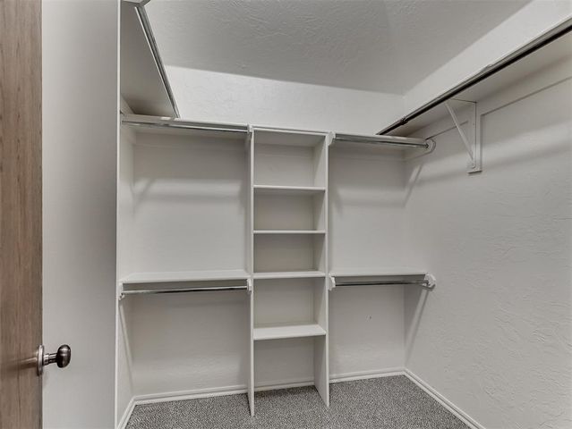 625 Allison Lane, Moore, OK 73160