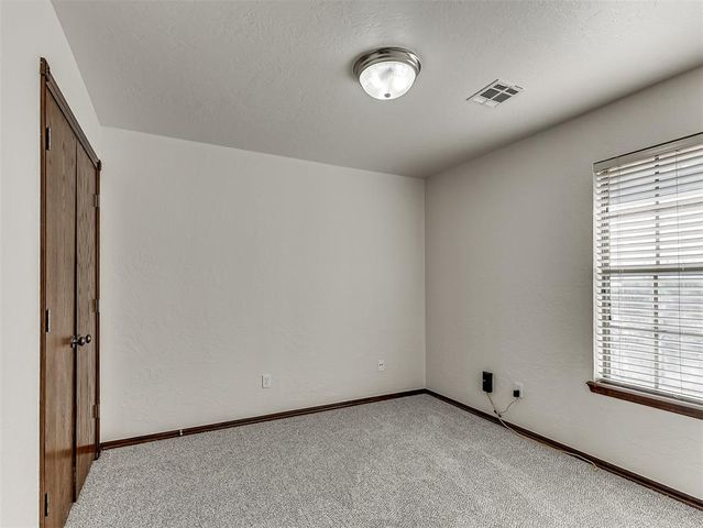 625 Allison Lane, Moore, OK 73160