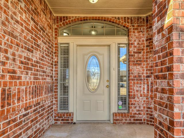 625 Allison Lane, Moore, OK 73160