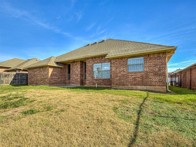 625 Allison Lane, Moore, OK 73160