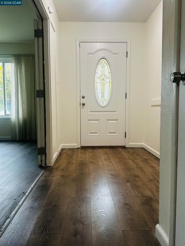 4350 Palo Verde Dr, Pittsburg, CA 94565