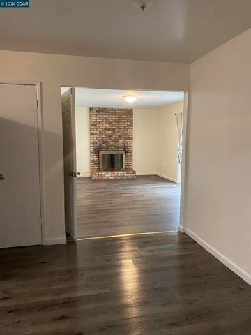 4350 Palo Verde Dr, Pittsburg, CA 94565