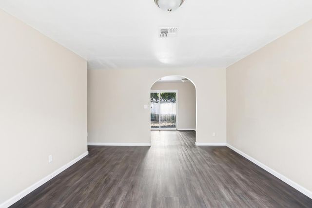 378 S Coolidge Ave, Stockton, CA 95215