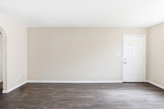 378 S Coolidge Ave, Stockton, CA 95215