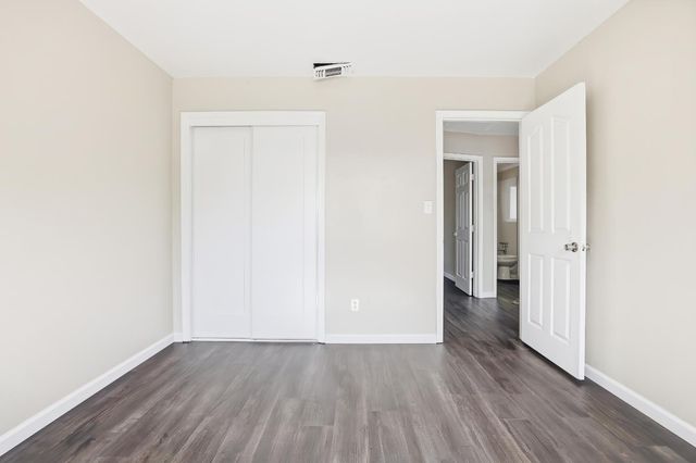 378 S Coolidge Ave, Stockton, CA 95215
