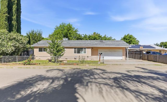 378 S Coolidge Ave, Stockton, CA 95215