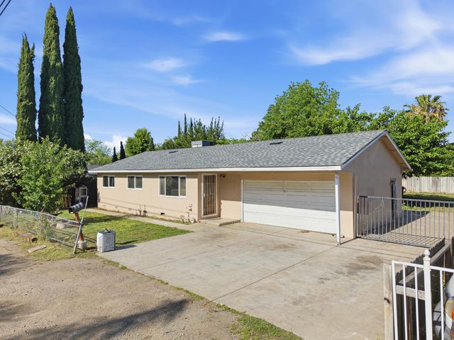378 S Coolidge Ave, Stockton, CA 95215
