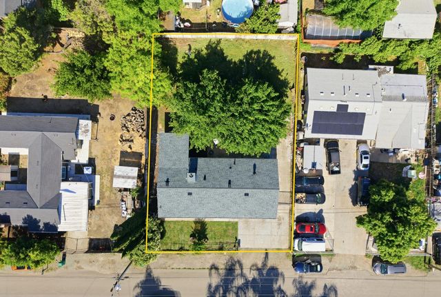 378 S Coolidge Ave, Stockton, CA 95215