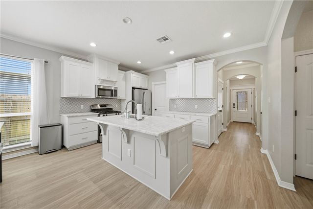 2513 Cordova Ridge Court, College Station, TX 77845