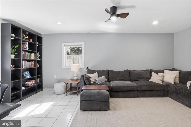 6436 BURWELL ST, Springfield, VA 22150