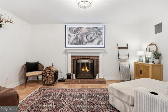 6436 BURWELL ST, Springfield, VA 22150