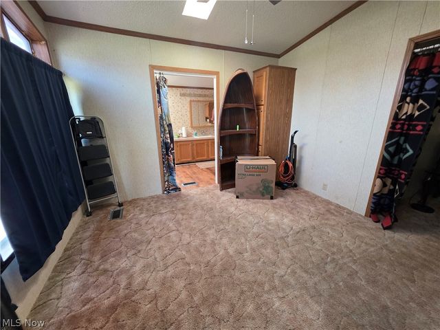 3700 Liberty Avenue, Hubbard, OH 44425