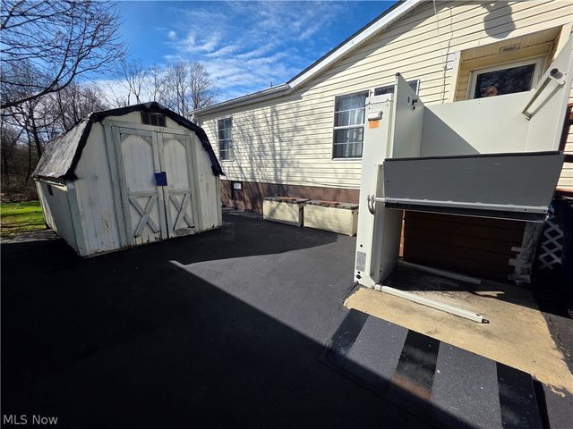 3700 Liberty Avenue, Hubbard, OH 44425