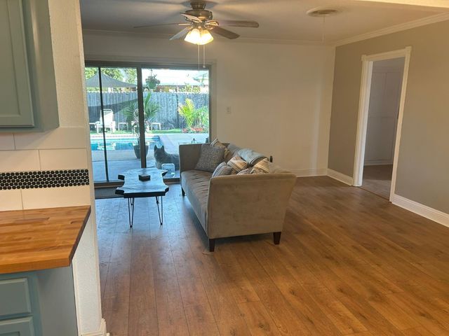 1317 Freeman St, Marysville, CA 95901